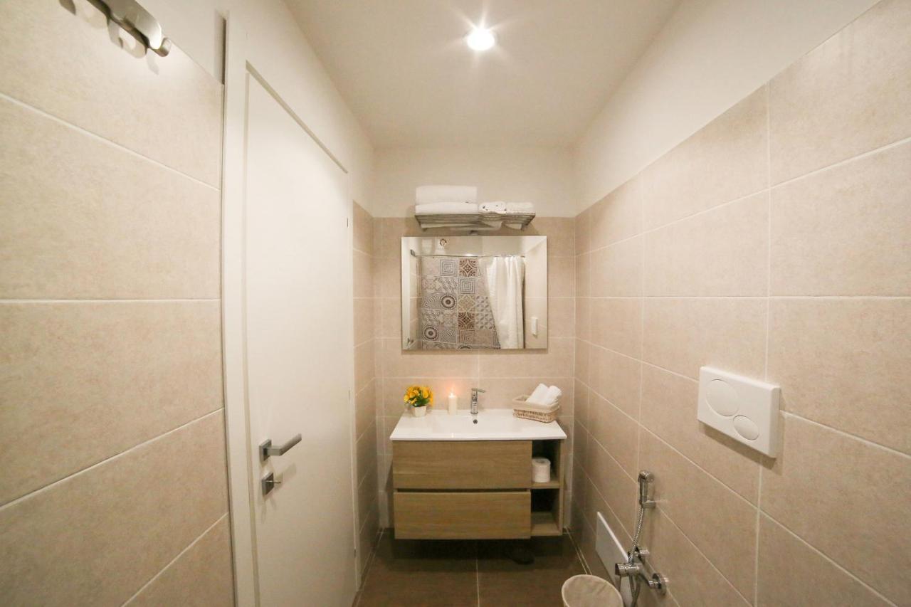 Casa Historical Center Bed & Breakfast Napoli Bagian luar foto