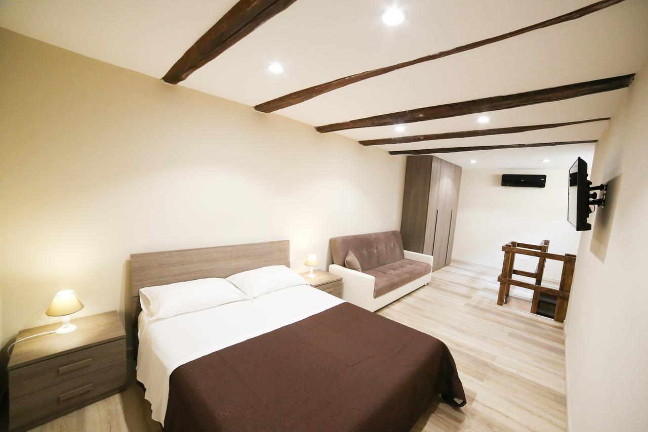Casa Historical Center Bed & Breakfast Napoli Bagian luar foto